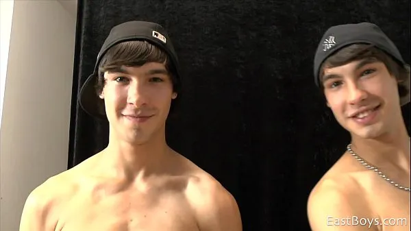 أفضل 18 Cute Twins - Exclusive Casting مقاطع فيديو رائعة