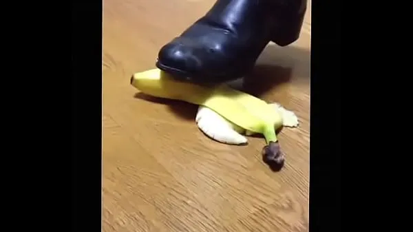أفضل fetish】Banana food crush Boots مقاطع فيديو رائعة