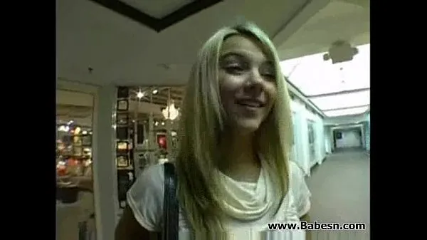 Beste Bring young blonde hottie home 00 coole video's