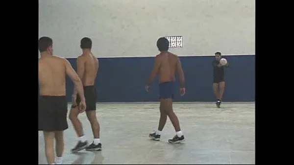 Video hay nhất Gangbang in gym thú vị