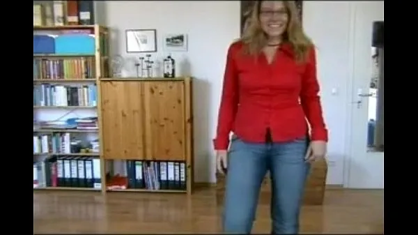 Bedste Wifes Friend Strips for Me - More Videos at seje videoer