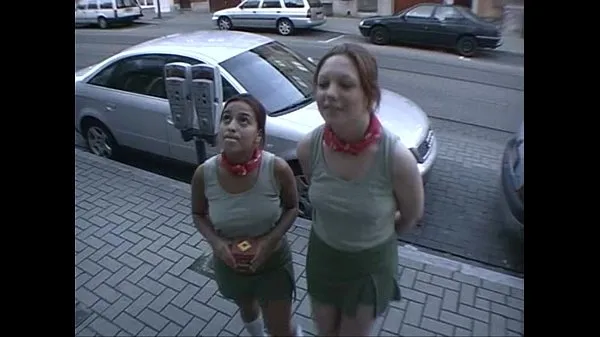 Bedste Two girl scouts suck and fuck seje videoer