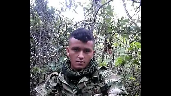 最佳Hetero Colombian soldier deceived / trciked Colombian soldier酷视频