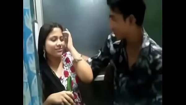 सर्वश्रेष्ठ Desi Couples शांत वीडियो