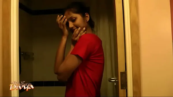Bästa Super Hot Indian Babe Divya In Shower - Indian Porn coola videor