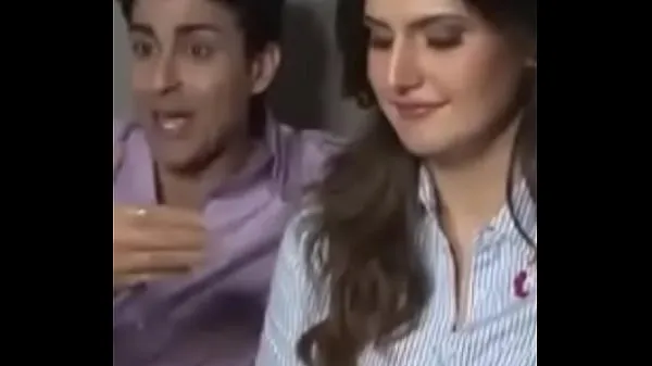 Parhaat Zarin Khan sexy baat missing hienot videot
