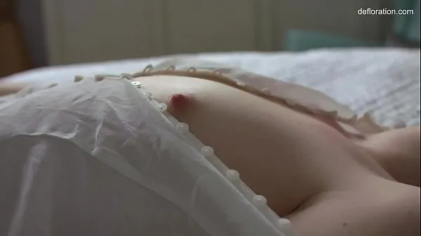 Bedste Real virgin teen Anna Klavkina masturbates seje videoer