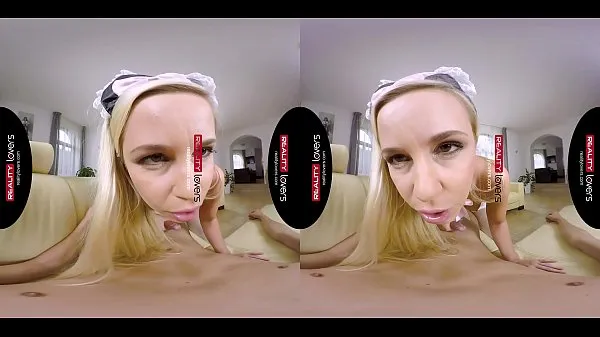 最佳RealityLovers - a maid sucked my dick VR酷视频