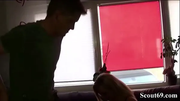 सर्वश्रेष्ठ Horny milf with big tits helps step-brother with fuck शांत वीडियो