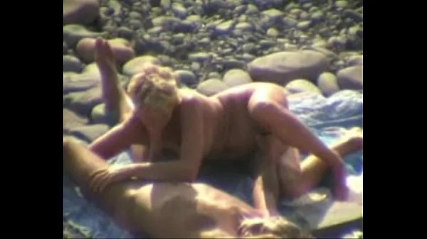 Video Beach voyeur amateur oral sex keren terbaik