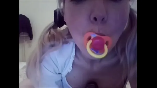Video Chantal, you're too grown up for a pacifier and diaper sejuk terbaik