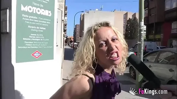 วิดีโอที่ดีที่สุดThe horniest mature in all Seville comes to have a big cock break her assเจ๋ง
