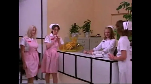 Najboljši Sexy hospital nurses have a sex treatment /99dates kul videoposnetki