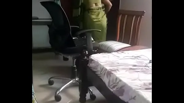 วิดีโอที่ดีที่สุดDesi Andhra big ass maid seductiveเจ๋ง