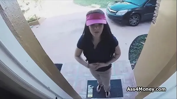 Best Pizza delivery girl fucks for cash on video kule videoer