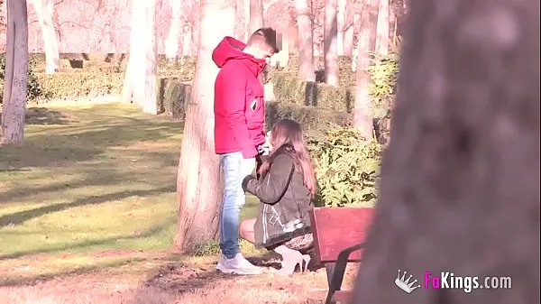 Beste Lucia Nieto is back in FAKings to suck stranger's dicks right in the public park coole video's