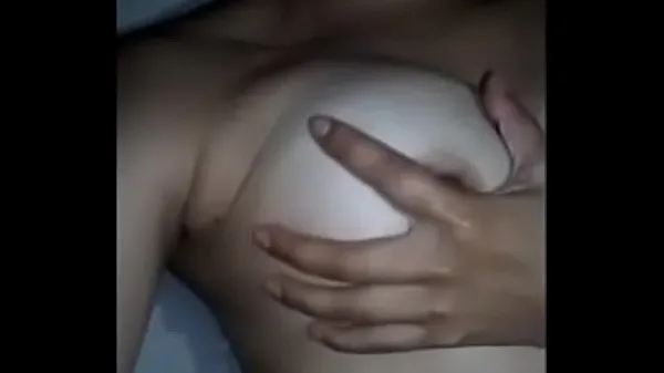 Τα καλύτερα Seeing in Villa Nueva how Hilda touches her whole body and puts her fingers δροσερά βίντεο
