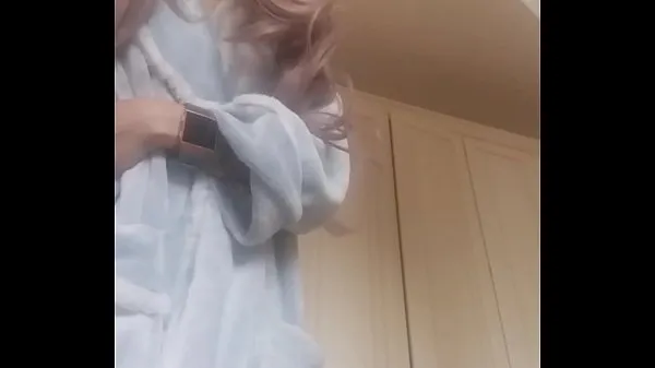 Video step mom surprised you again! you are looking at me and you are masturbating, perverted . I punish you with fetid farts on your penis keren terbaik