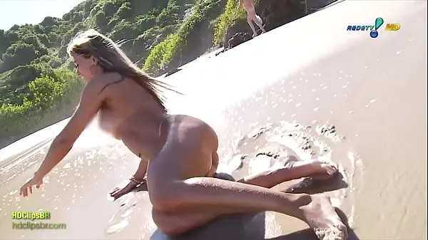 Najboljši Panicat July and Nicole on the nude beach naked kul videoposnetki