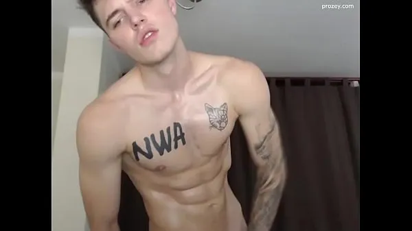 วิดีโอที่ดีที่สุดHot Straight Guy having fun on webcamเจ๋ง