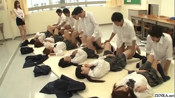 Beste JAV synchronized missionary sex led by teacher coole video's