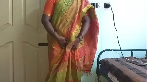 Best Indian desi maid to show her natural tits to home owner kule videoer