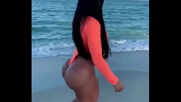 بہترین HUGE ASS LATINA WALKING ON THE BEACH عمدہ ویڈیوز