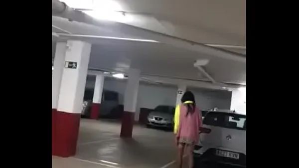 Beste Crossdresser caught in garage during masturbation coole video's