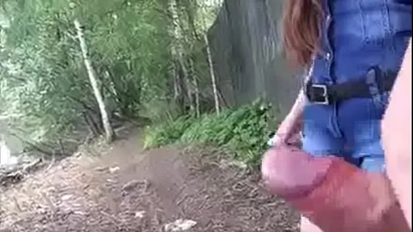 Video helping hand in the bush sejuk terbaik