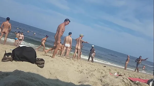 Video Nude Beach Guys keren terbaik