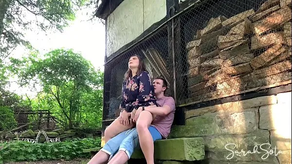 최고의 Outdoor sex at an abondand farm - she rides his dick pretty good 멋진 비디오