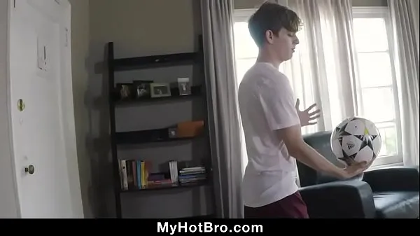 Video Teen Gets Dick Of His Big sejuk terbaik