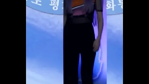Video Public account [Meow dirty] Korean women's long legs outdoor sexy dance sejuk terbaik