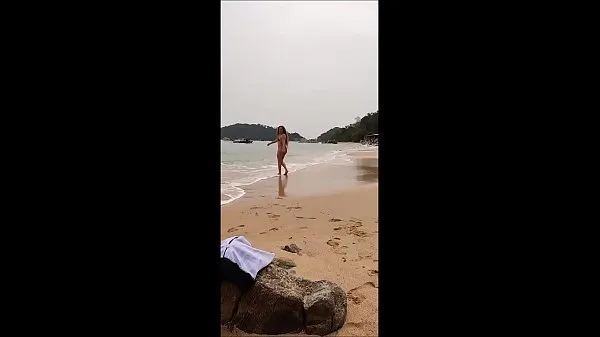 최고의 good on Brazil's beach - broadcasting straight to our social networks 멋진 비디오