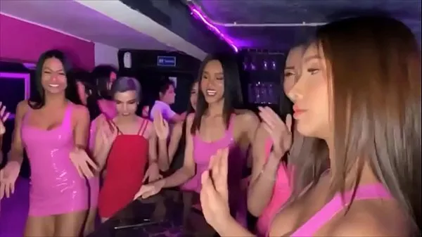 최고의 Latina T-girl whore is a cocksucker and a prostitute 멋진 비디오