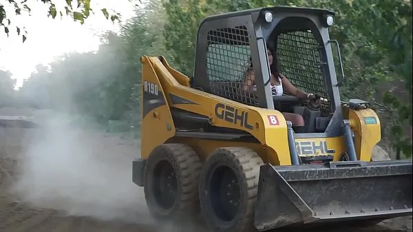 Video hay nhất Sexy Desi Bhbi driving tough machine - Maya thú vị