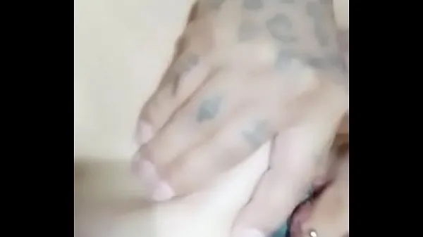 Video Hot Friend Shows Naked Tattoos sejuk terbaik