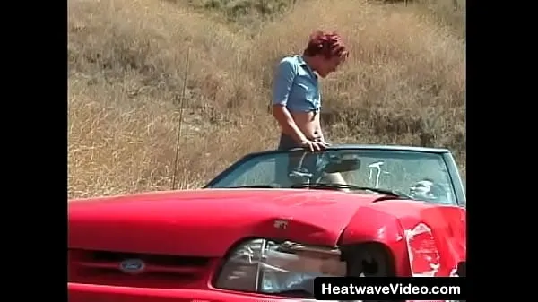 최고의 18 And Confused - Michelle Andrews - A pretty redhead teen being fucked on the car in the desert 멋진 비디오