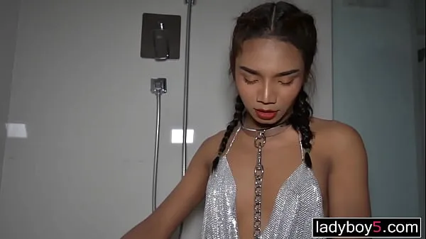 Beste Young Asian shemale from Thailand begging for piss and cum in the shower coole video's