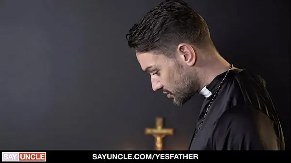 Video Catholic Boy Edward Terrant Misbehaves And Priest Gives Him A Lesson sejuk terbaik
