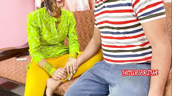 Les meilleures vidéos Indian desi Priya XXX sexe avec son demi-frère sympas