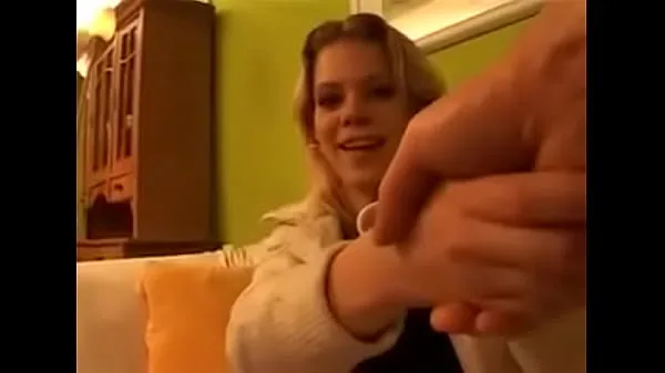 Bedste Elena lets herself be fucked for a good cause seje videoer