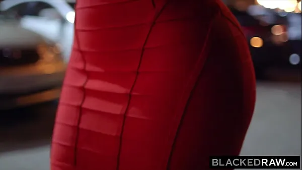 Video BLACKEDRAW Curvy Brunette Violet takes on the biggest BBC sejuk terbaik