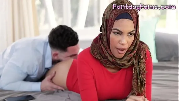 최고의 Fucking Muslim Converted Stepsister With Her Hijab On - Maya Farrell, Peter Green - Family Strokes 멋진 비디오