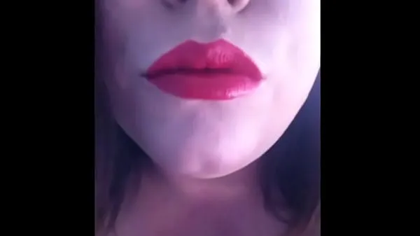 Beste He's Lips Mad! BBW Tina Snua Talks Dirty Wearing Red Lipstick coole video's