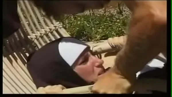 Bästa The Nun Story coola videor