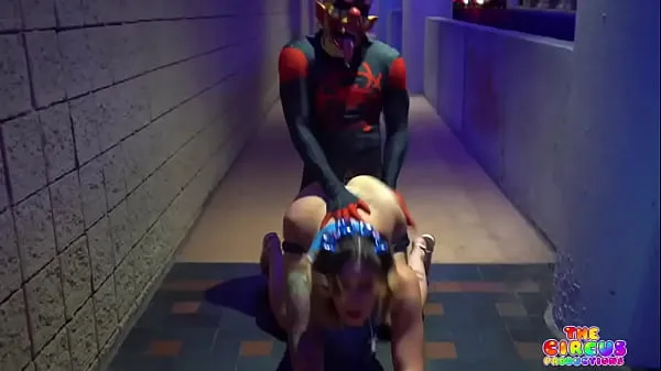 بہترین Spider-Man “The Cum Slinging Clown عمدہ ویڈیوز