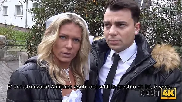 Najlepsze DEBT4k. A big debt is the reason why the girl gets fucked in the presence of the groom fajne filmy