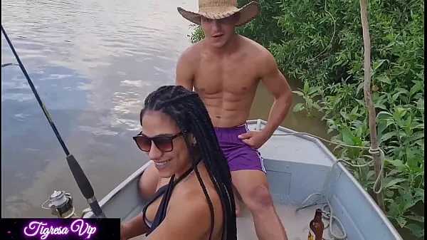 Best Tigress Vip Goes fishing with her friend and the Fishing guides end up fucking the two very tasty on the riverbank and gets a lot of cum - Miia Thalia - Destroyer Vip kule videoer