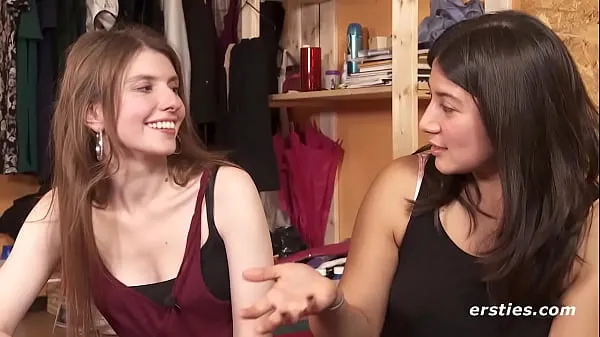 최고의 German Girls Fulfill Their Strap-On Fantasies 멋진 비디오